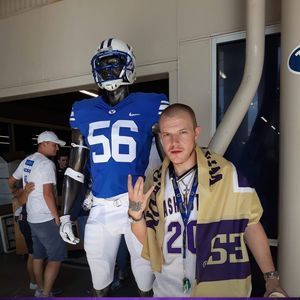 Meet your Posher, Thomas